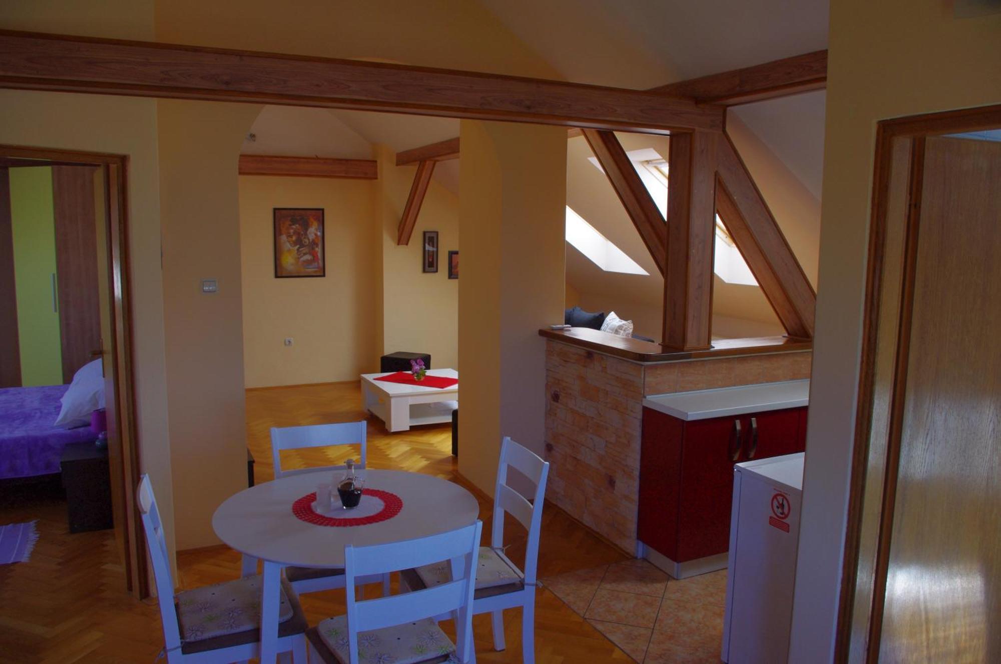Apartment Tomy Slunj Oda fotoğraf