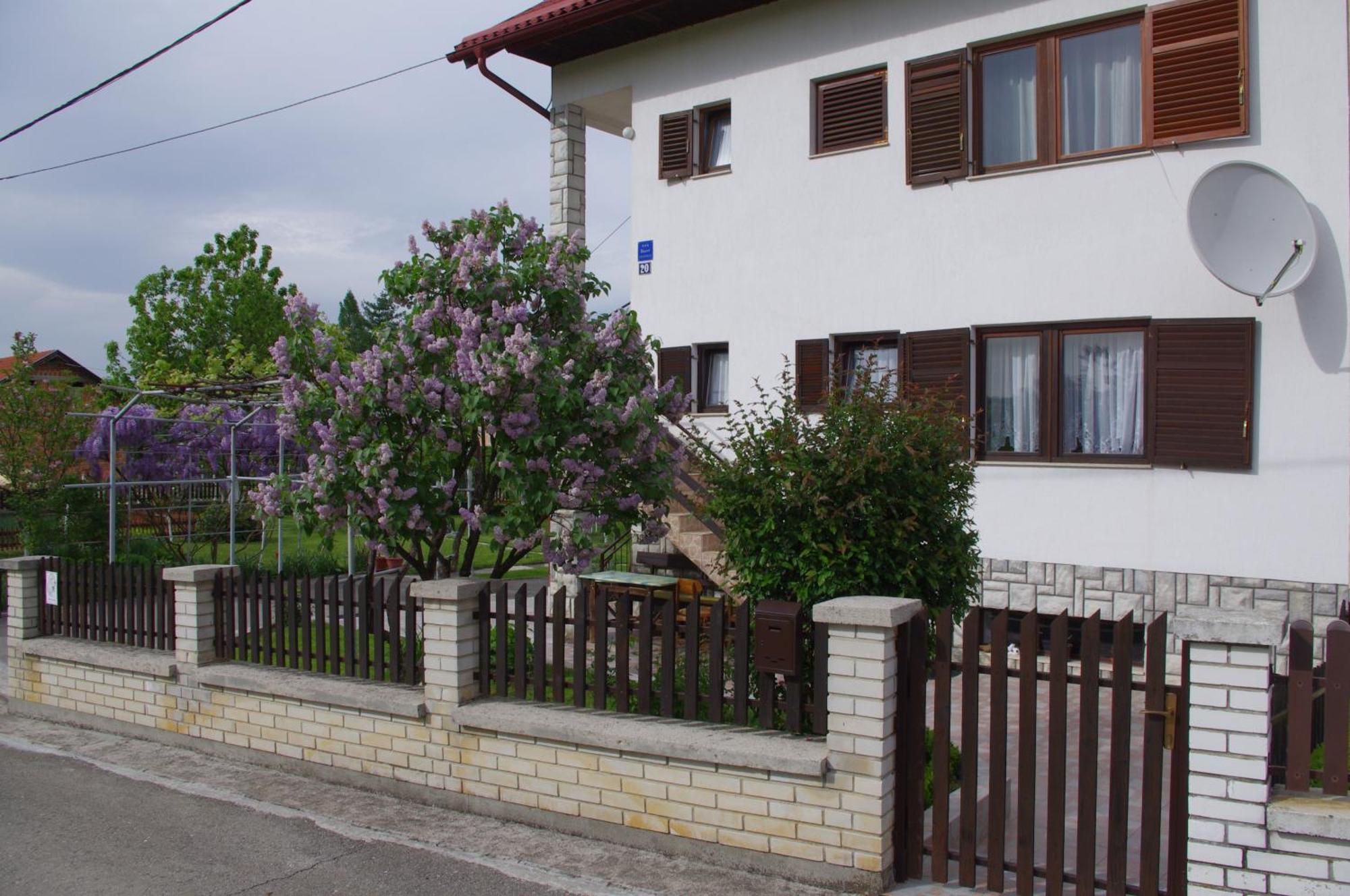 Apartment Tomy Slunj Oda fotoğraf